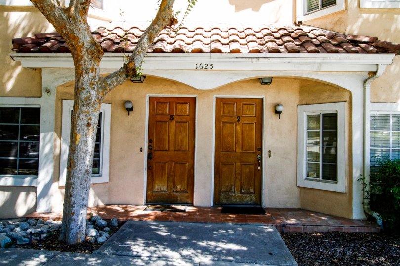 1625 Riverside Dr Glendale CA